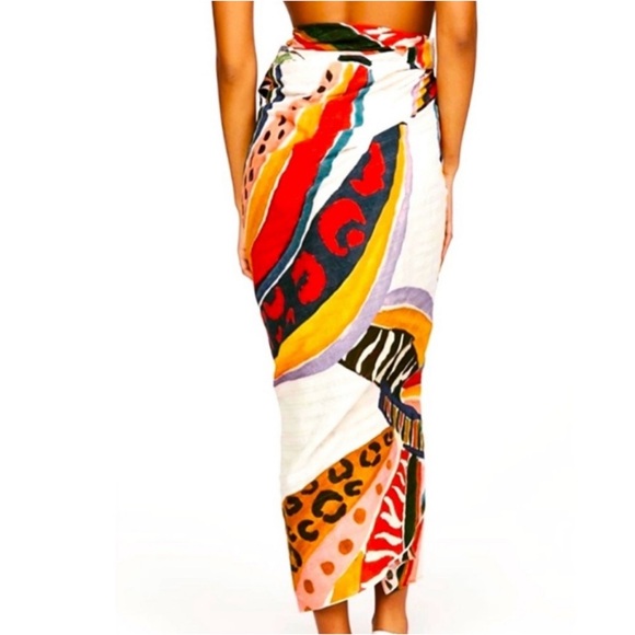 Farm Rio FARM Rio Beach Vibrant Multi Banana Sarong Wrap Scarf Beaded Fringe - Picture 2 of 15